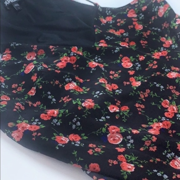 Floral black Express dress flowy size 2 - Picture 3 of 5